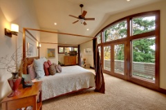 bedroom master suite real estate photography.jpg